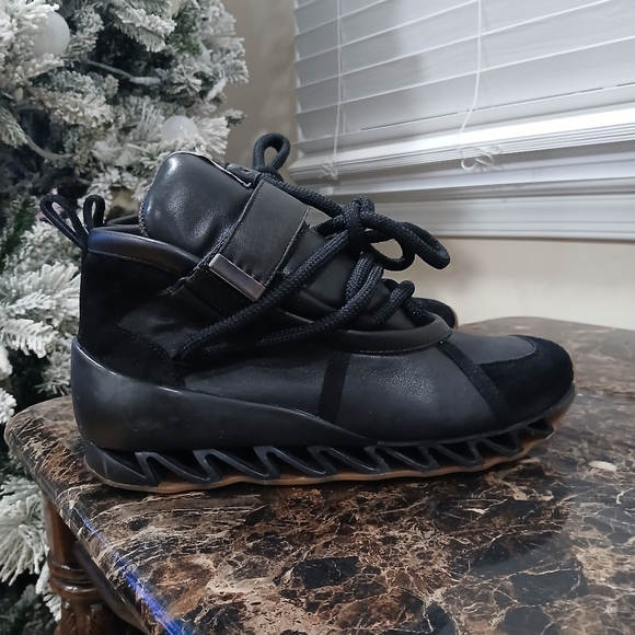 Camper X Bernhard Willhelm Himalayan Together Ankle Boots Size 44 EU for Men - Picture 3 of 12